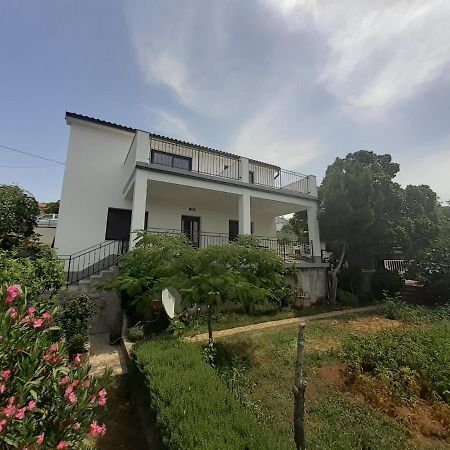 סנג' Apartman Martin מראה חיצוני תמונה