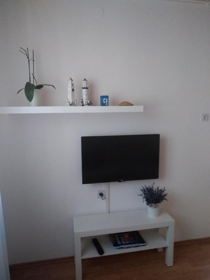 סנג' Apartman Martin מראה חיצוני תמונה