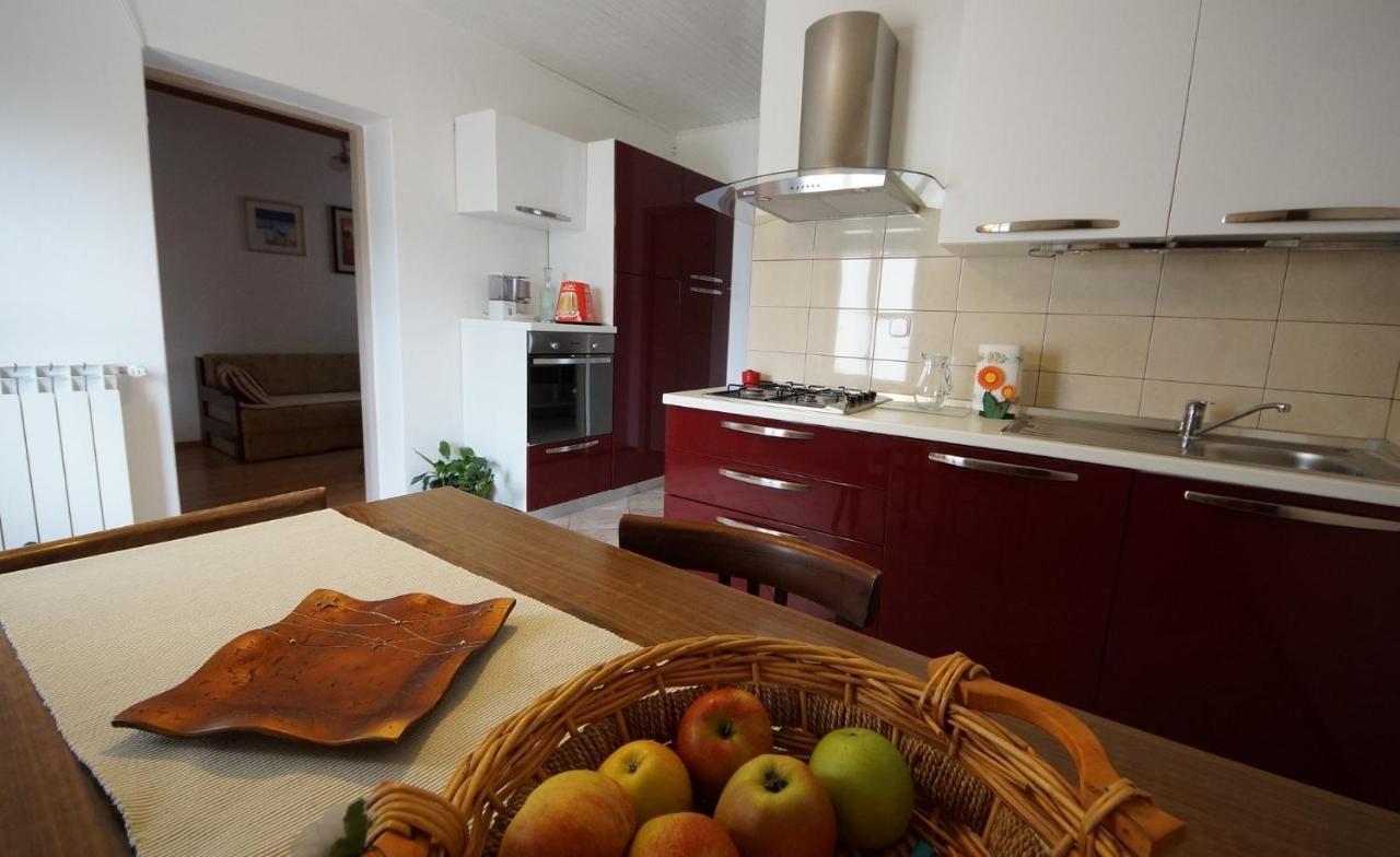 סנג' Apartman Martin מראה חיצוני תמונה
