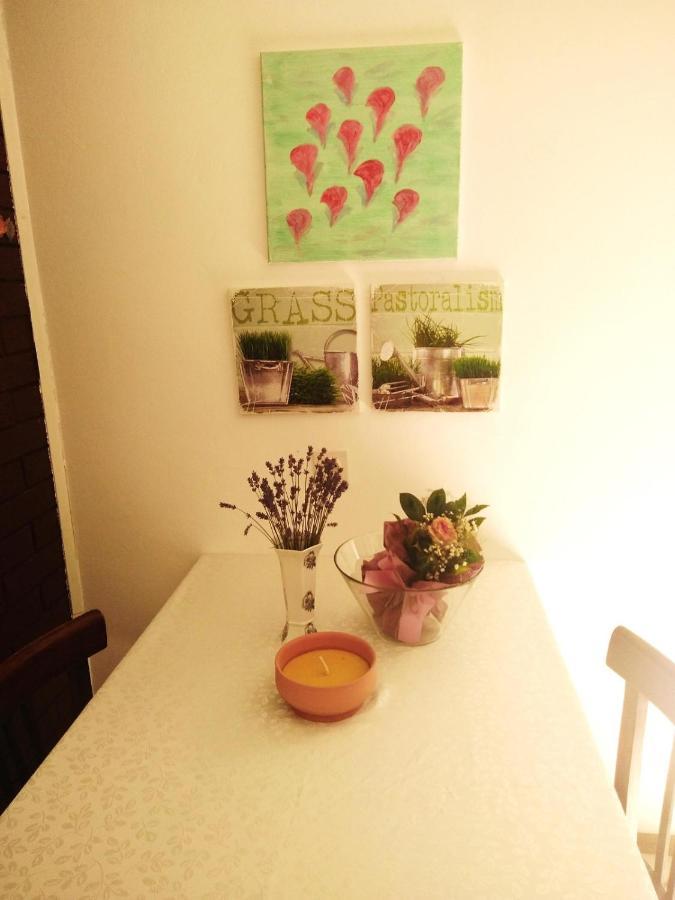 סנג' Apartman Martin מראה חיצוני תמונה
